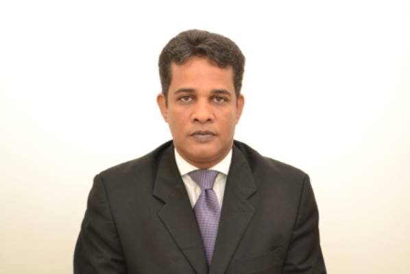 المستشار الإعلامي لوزير الاقتصاد والمالية أحمد ولد محمدو